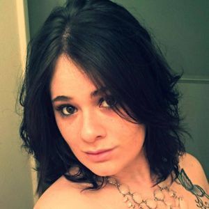 Meet your Posher, Nikki